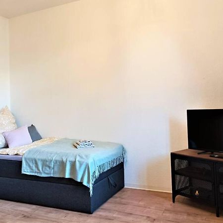 Modernes Apartment Mit Balkon マクデブルク エクステリア 写真