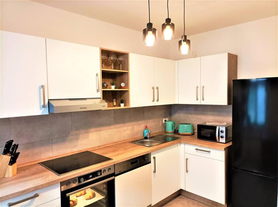 Modernes Apartment Mit Balkon マクデブルク エクステリア 写真