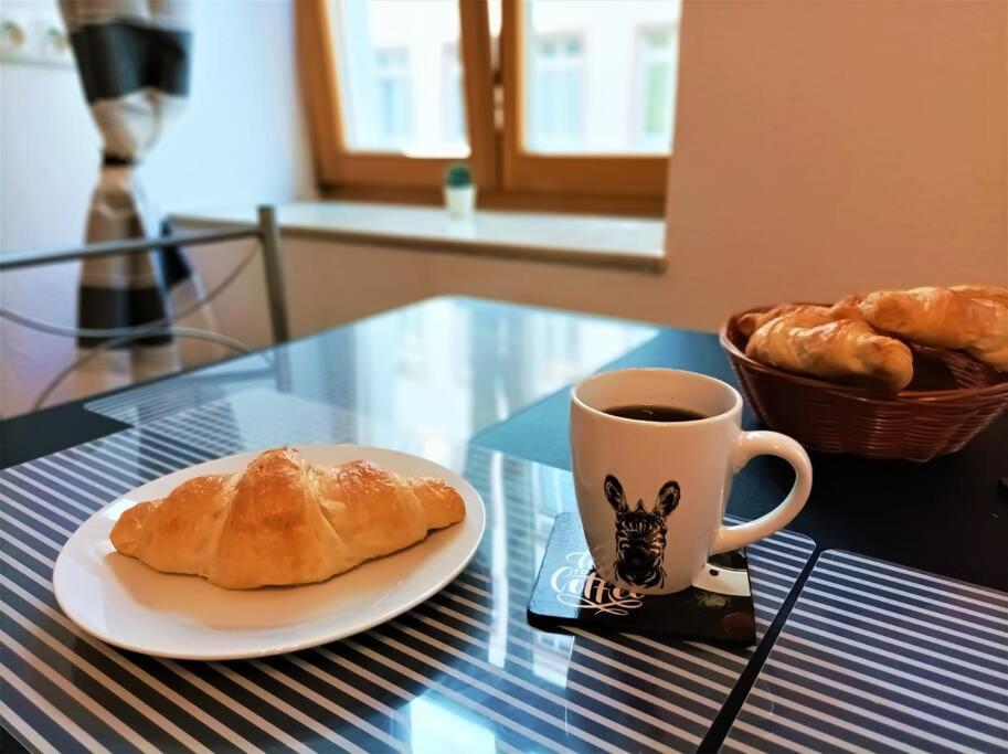 Modernes Apartment Mit Balkon マクデブルク エクステリア 写真